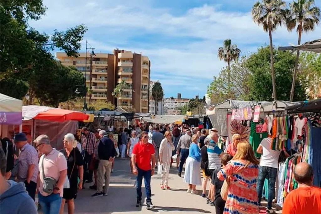 Miraflores de los Angeles Street market 
