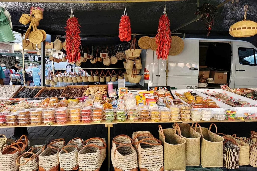 Puerto de la Torre Street Market