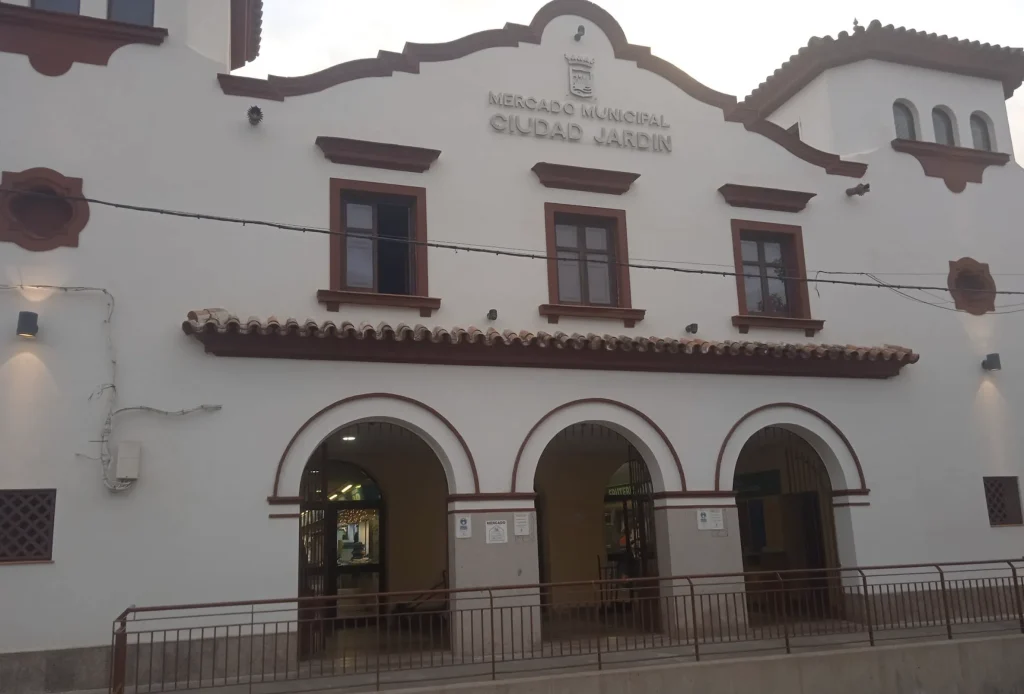 Ciudad Jardín Market